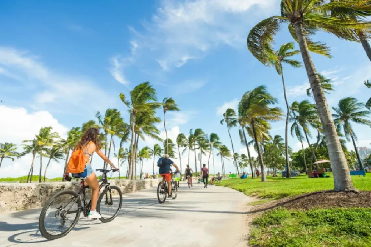 Miami Beach Boardwalk sunrise Atlantic Ocean